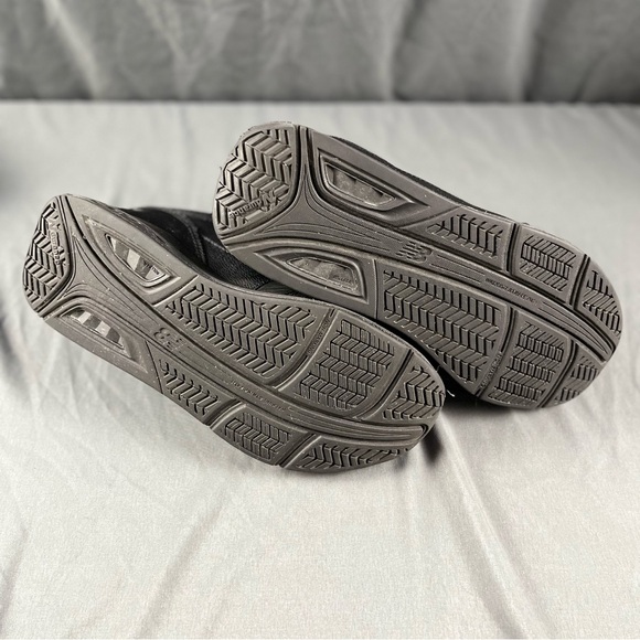 New Balance | Hook and Loop Leather 928v3 | Size 9, 2E - Picture 8 of 9